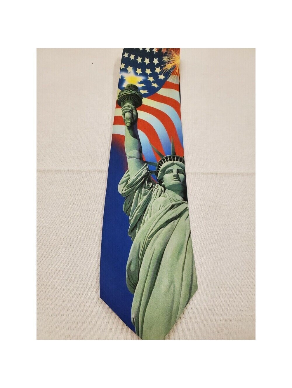 Vintage New w/out Tags 1999 Ralph Marlin Liberty Collage Tie
